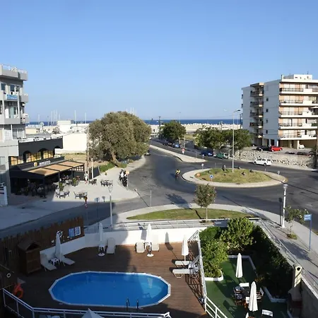 מלון Marine Congo 2*