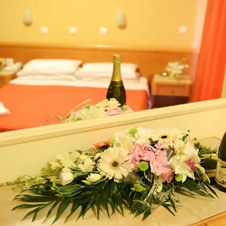 Marine Congo Hotel 2*