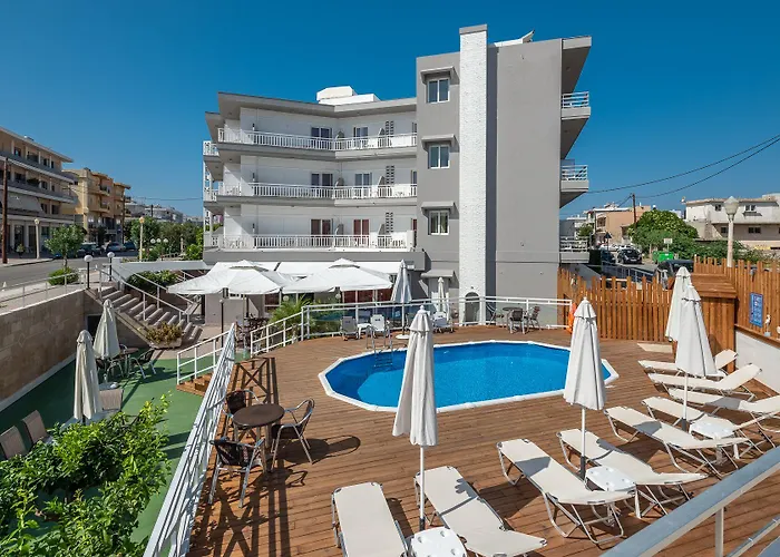 Marine Congo מלון